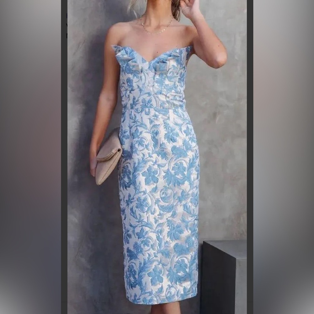 Vici Windsor Floral Shimmer Strapless Midi Dress Blue XS